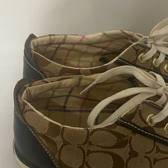 Coach Barrett monogram leather detail sneakers size 9 EUC - Picture 4 of 7